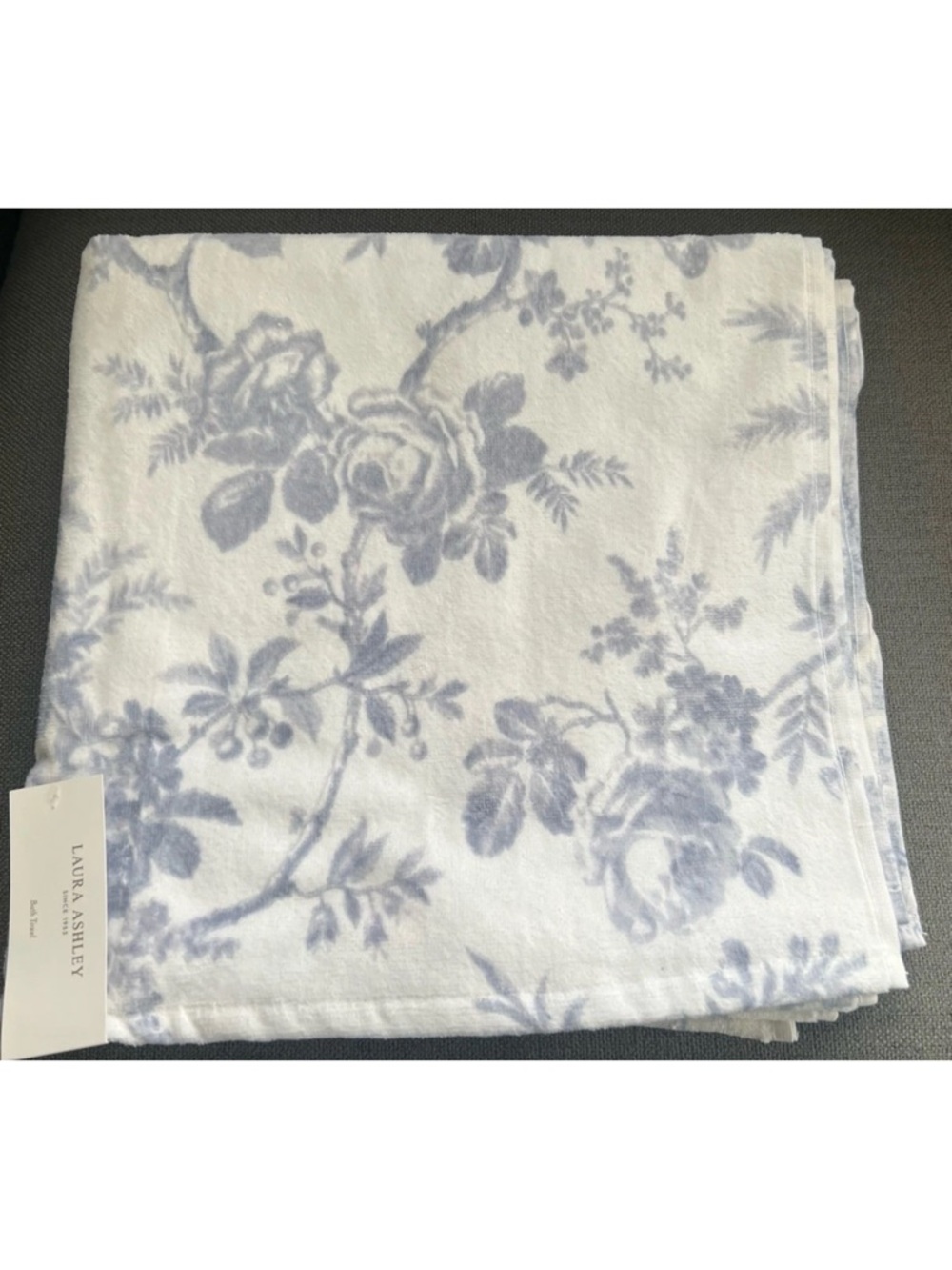 4Pc LAURA ASHLEY Floral Bath Towel Set  Walled Garden Blue